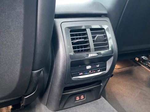 Used 2024 BMW X3 xDrive30i image 22