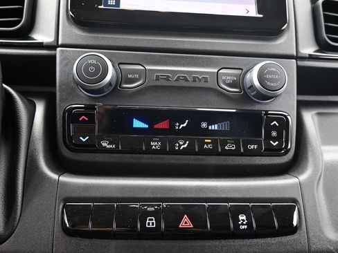 Used 2025 RAM ProMaster 2500 image 22