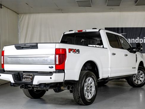 Used 2022 Ford F250 Platinum w/ FX4 Off-Road Package image 8