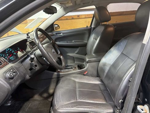 Used 2013 Chevrolet Impala LTZ FWD image 16