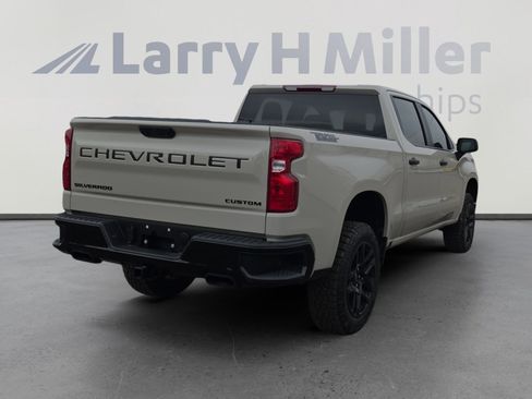 New 2026 Chevrolet Silverado 1500 Custom Trail Boss w/ Dark Appearance Package image 5