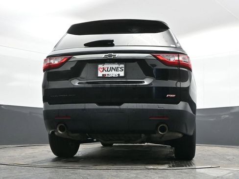 Used 2021 Chevrolet Traverse RS w/ LPO, Floor Liner Package image 52