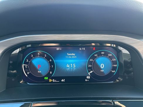 New 2026 Volkswagen Atlas Cross Sport SE image 19