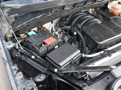 Used 2019 Chevrolet Silverado 1500 LT Trail Boss image 12