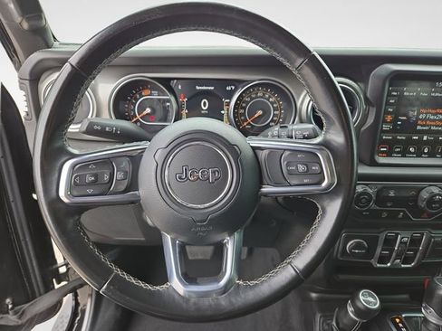 Used 2020 Jeep Wrangler Unlimited Sahara AWD/4WD image 23
