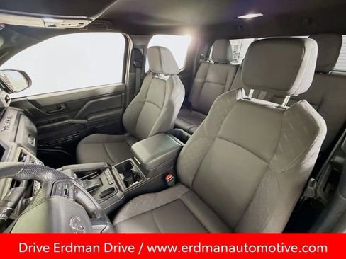 Certified 2025 Toyota Tacoma SR image 5