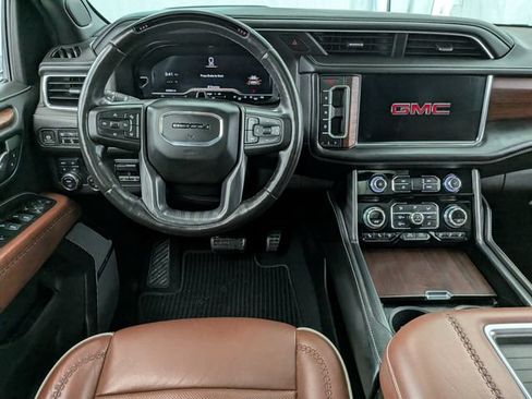 Used 2023 GMC Yukon Denali Ultimate AWD/4WD image 31