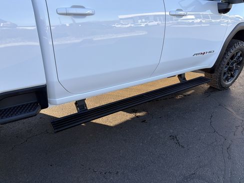 Used 2024 GMC Sierra 2500 AT4 w/ AT4 Premium Plus Package image 33