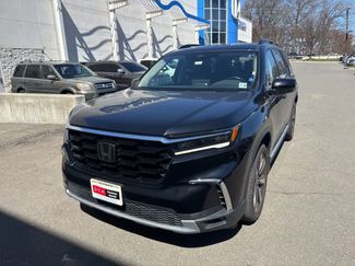 Certified 2023 Honda Pilot Touring video 2