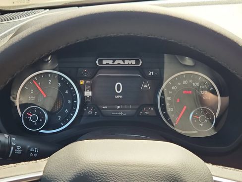 New 2026 RAM 1500 4x4 Crew Cab image 21