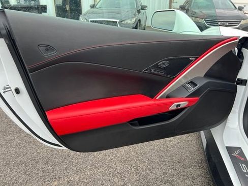 Used 2016 Chevrolet Corvette Stingray Z51 image 11