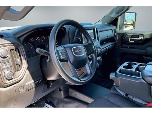 Used 2024 GMC Sierra 2500 Pro AWD/4WD image 16