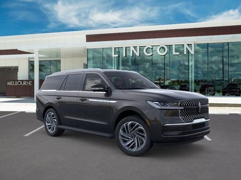 New 2026 Lincoln Navigator Premiere AWD/4WD image 7