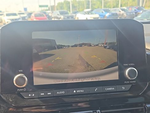 New 2025 Nissan Pathfinder SV image 20