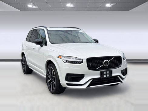 Certified 2023 Volvo XC90 T8 Ultimate w/ Lounge Package AWD/4WD image 7