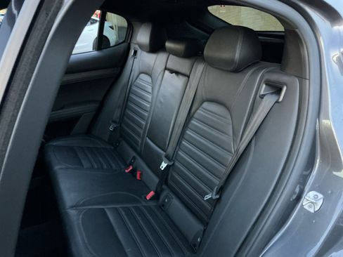 Used 2018 Alfa Romeo Stelvio Ti Sport image 18