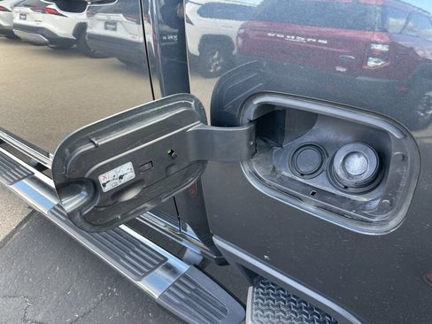 Used 2022 GMC Sierra 2500 Denali image 61