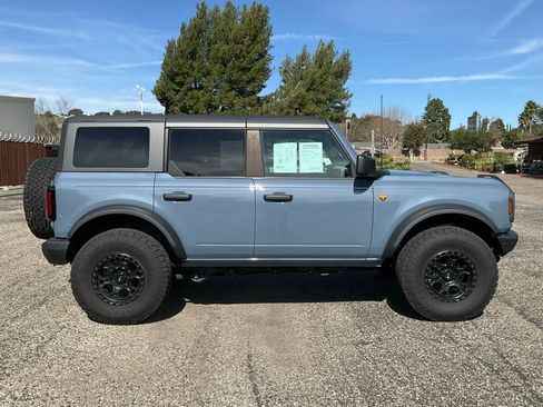 Certified 2023 Ford Bronco Badlands image 7