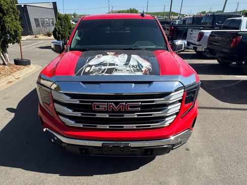 Used 2024 GMC Sierra 1500 SLE w/ Preferred Package AWD/4WD image 5