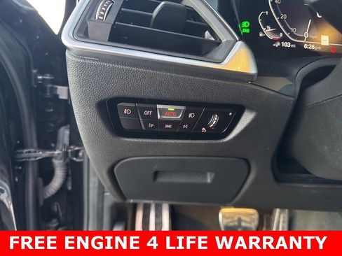 Used 2021 BMW 330e xDrive image 11