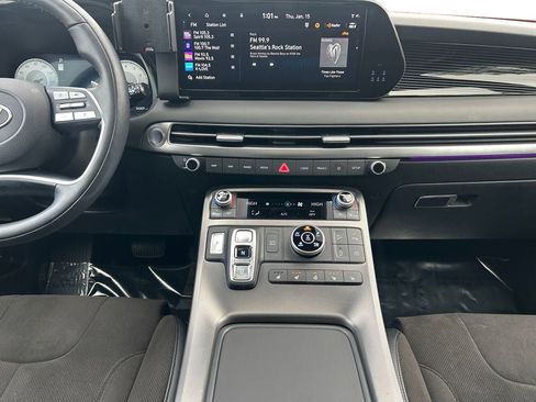 Used 2025 Hyundai Palisade Calligraphy image 12