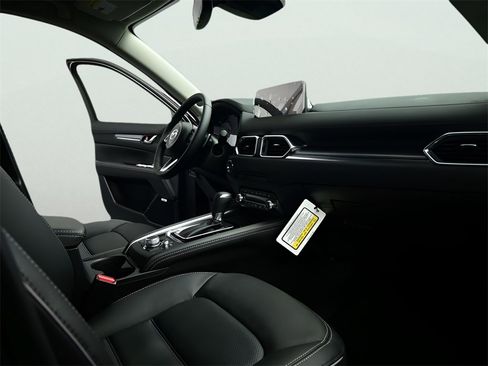 New 2025 MAZDA CX-5 AWD 2.5 S w/ Premium Plus Pkg image 10