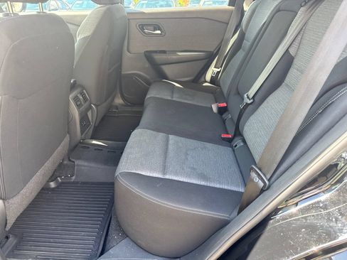 Used 2023 Nissan Rogue SV FWD image 20