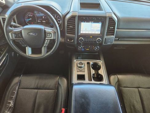 Used 2019 Ford Expedition XLT w/ Equipment Group 202A RWD image 26