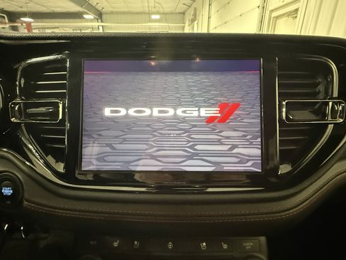 Used 2025 Dodge Durango GT image 28