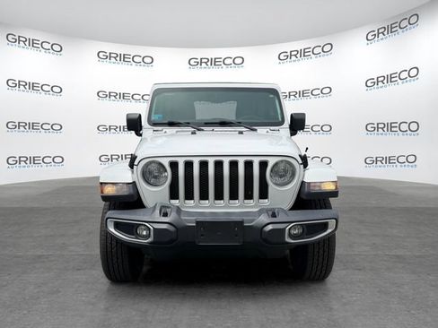 Used 2018 Jeep Wrangler Unlimited Sahara w/ Cold Weather Group AWD/4WD image 2