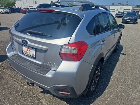 Used 2015 Subaru Crosstrek 2.0i Limited w/ Popular Package #1 AWD/4WD image 5