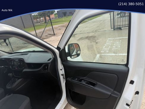 Used 2016 RAM ProMaster City Tradesman SLT w/ Rear Back-up Camera Group image 26