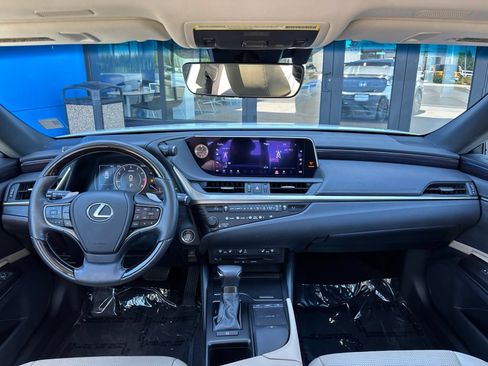 Used 2019 Lexus ES 350 w/ Premium Package FWD image 18