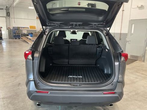 Used 2024 Toyota RAV4 LE AWD/4WD image 18