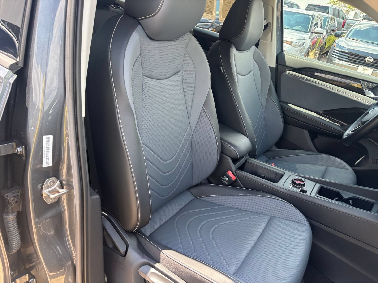 Used 2026 Volkswagen Tiguan SE AWD/4WD image 60