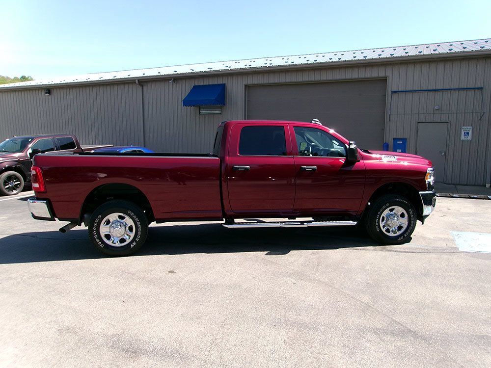 Used 2024 RAM 3500 Tradesman w/ Bed Utility Group AWD/4WD image 5