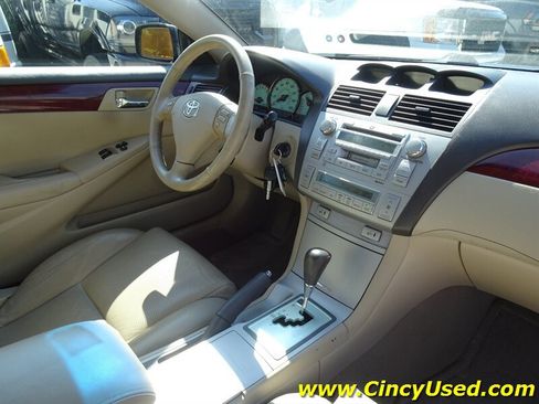 Used 2004 Toyota Solara SLE FWD image 14