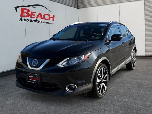 Used 2018 Nissan Rogue Sport SL w/ SL Premium Package image 1