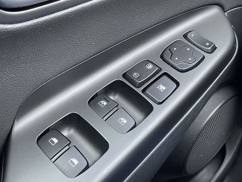 Used 2020 Hyundai Kona Limited image 29