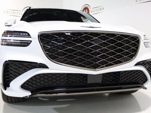 Used 2026 Genesis GV70 3.5T Sport Prestige image 32