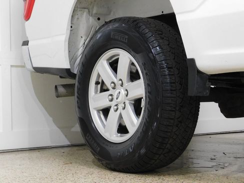 Used 2023 Ford F150 XLT image 11