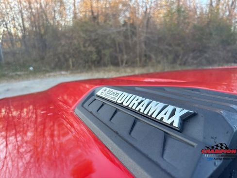 Used 2023 Chevrolet Silverado 2500 Custom w/ Custom Value Package image 34