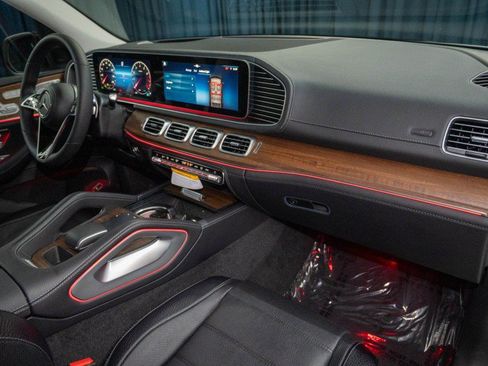 New 2026 Mercedes-Benz GLE 450 4MATIC image 17