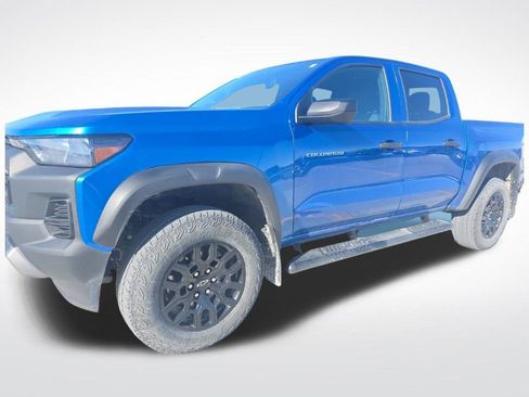 Used 2024 Chevrolet Colorado Trail Boss image 18