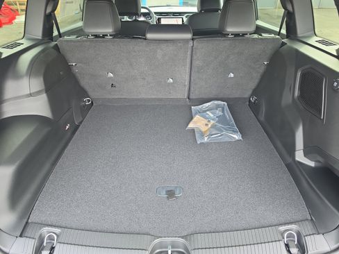 New 2026 Jeep Cherokee Limited image 31