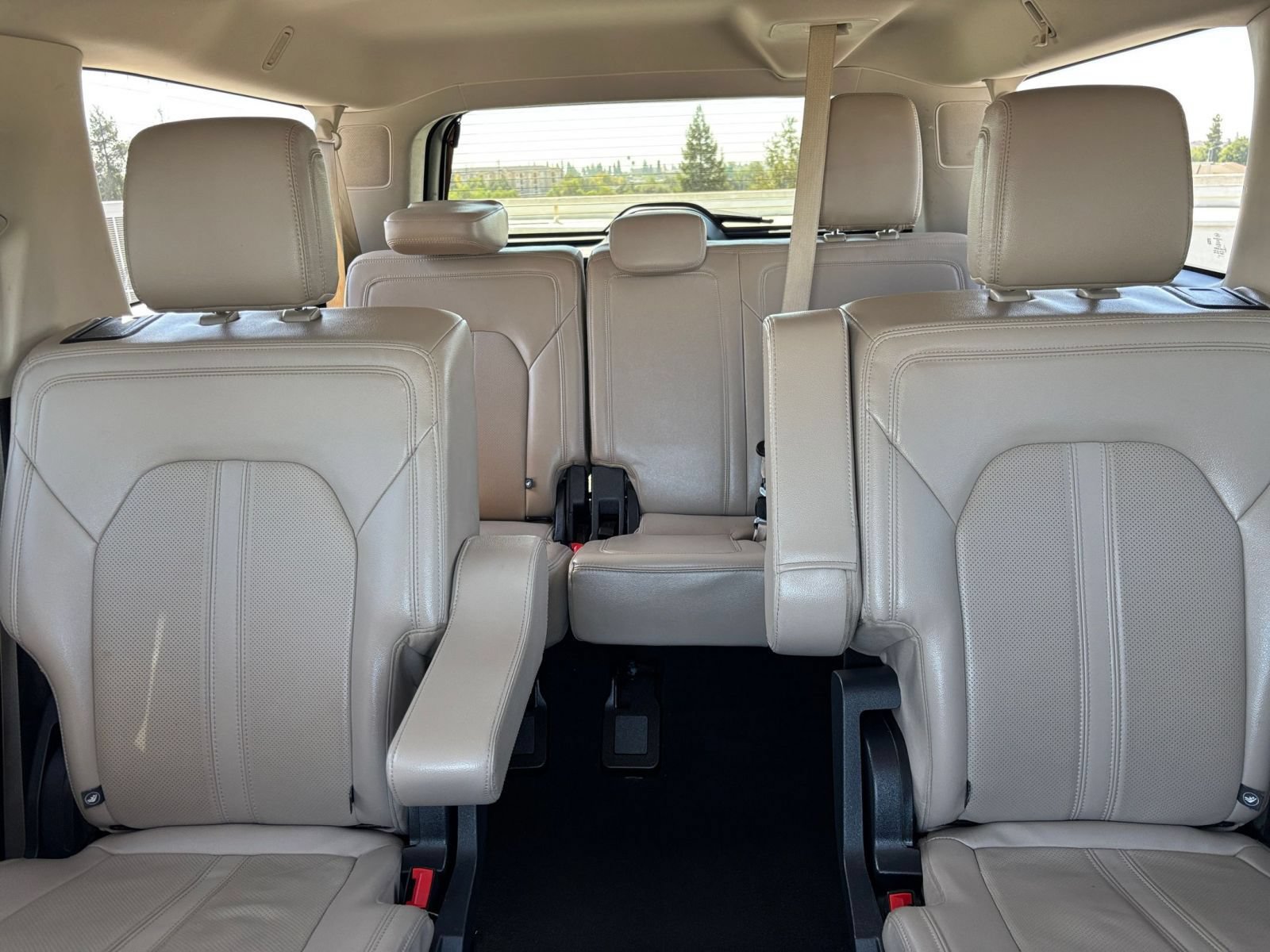 Used 2024 Ford Expedition Max Limited RWD image 42