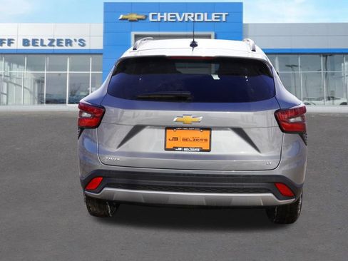 New 2026 Chevrolet Trax LT w/ Driver Confidence Package image 4
