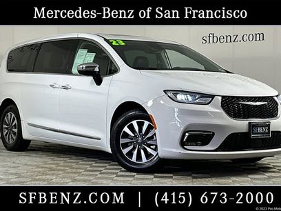 Used 2023 Chrysler Pacifica Limited