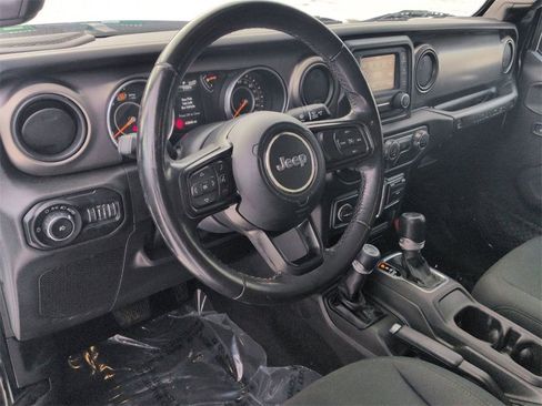 Used 2019 Jeep Wrangler Unlimited Sport S image 11