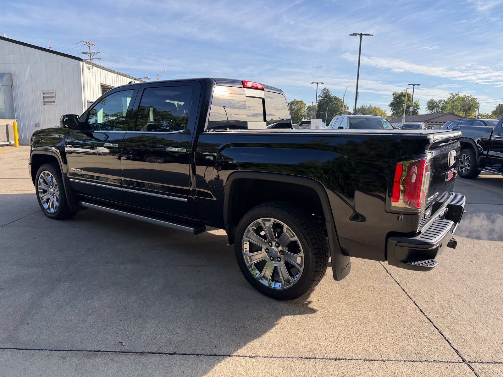 Used 2018 GMC Sierra 1500 Denali w/ Denali Ultimate Package AWD/4WD image 29